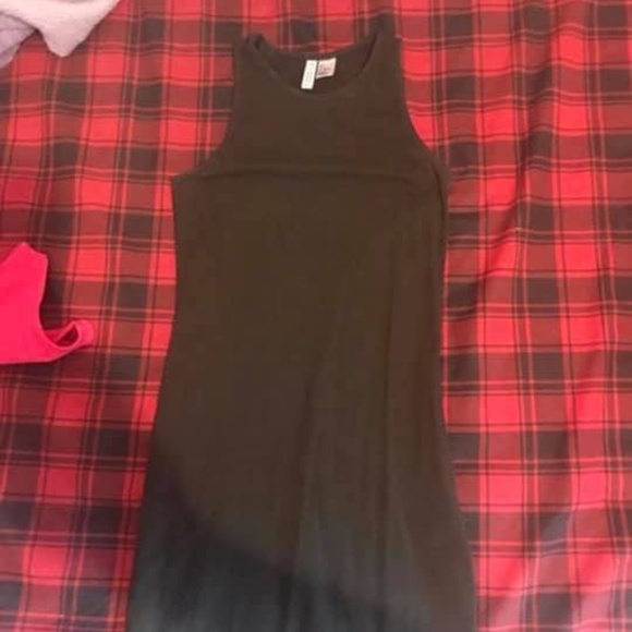 dress - Picture 1 of 1